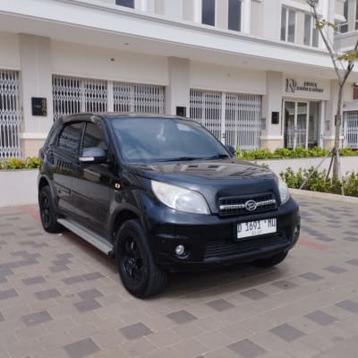 Daihatsu Terios TS Matic 2012 Black - DP 7 Juta - Bandung