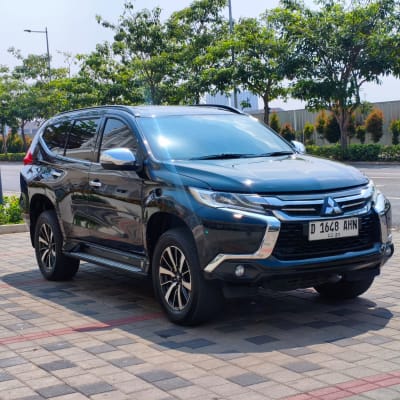 Mitsubishi Pajero Sport Dakar Matic Diesel 2019 Black - DP 15 Juta - Bandung