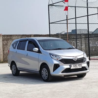 Daihatsu New Sigra M Manual 2024 Silver - DP 7 Juta - Bandung