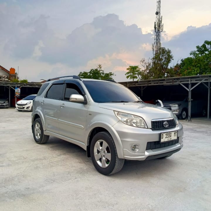 Toyota Rush G Matic 2013 - DP 15 Juta - Bandung