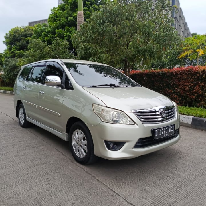 Toyota Innova G Matic Diesel 2013 - DP 10 Juta - Bandung