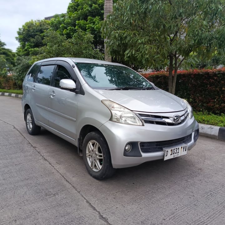 Daihatsu New Xenia R Matic 2013 - DP 3 Juta - Bandung