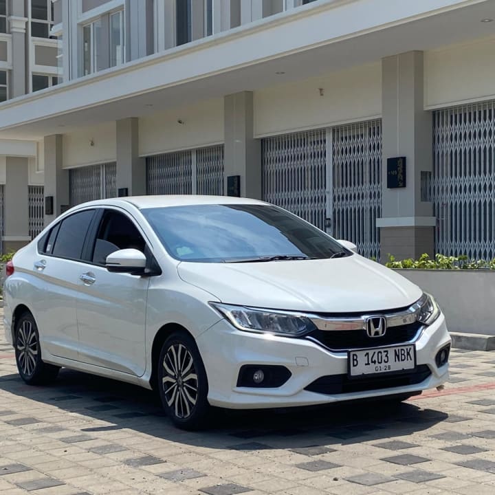 Honda New City E Manual 2017 - DP 10 Juta - Bandung