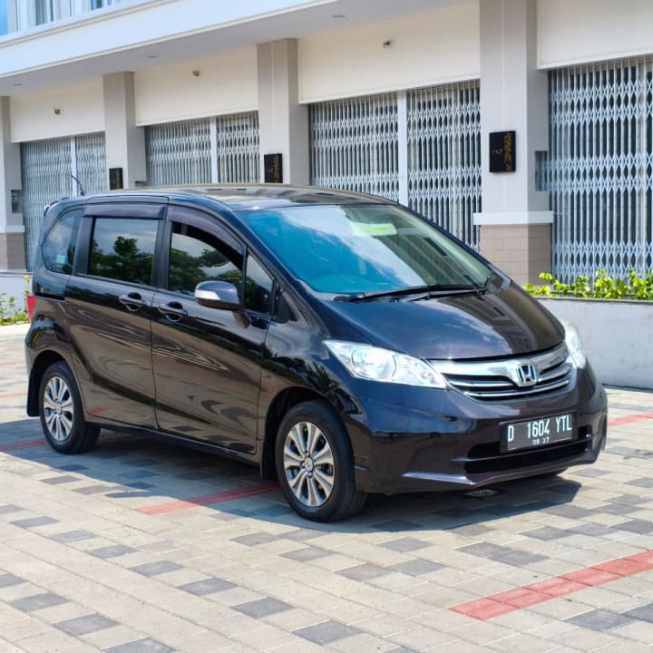 Honda Freed PSD Matic 2012 - DP 5 Juta - Bandung