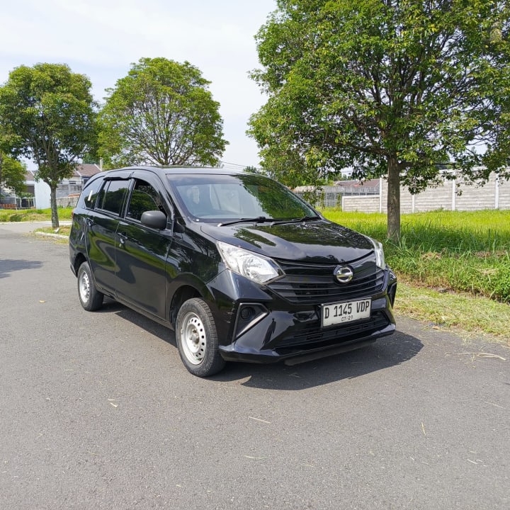 Daihatsu New Sigra D Manual 2024 - DP 5 Juta - Bandung