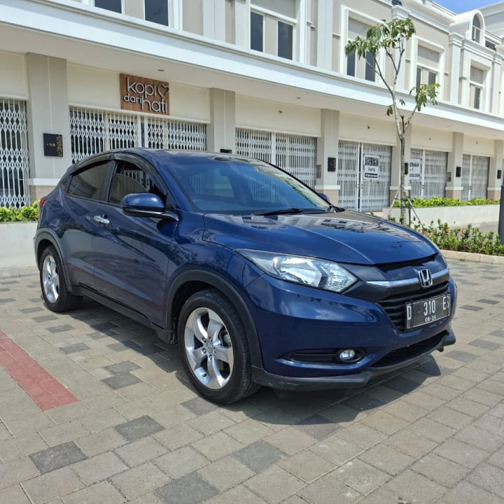 Honda HR-V E Matic 2016 Blue - DP 10 Juta - Bandung
