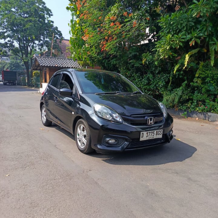 Honda Brio E Manual 2018 Black - DP 5 Juta - Bandung