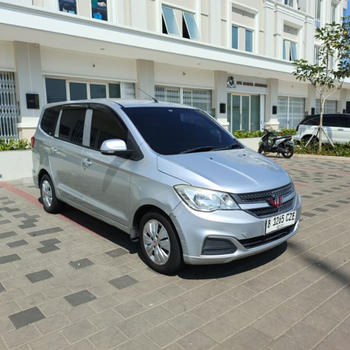 Wuling Confero DB Manual 2018 Silver - DP 4 Juta - Bandung