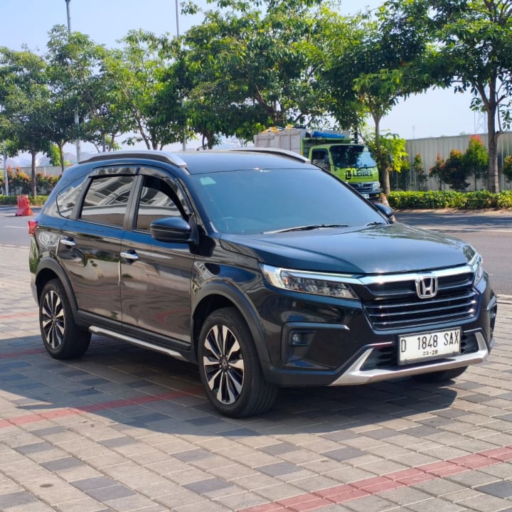 Honda BR-V Prestige Matic 2023 Black - DP 8 Juta - Bandung
