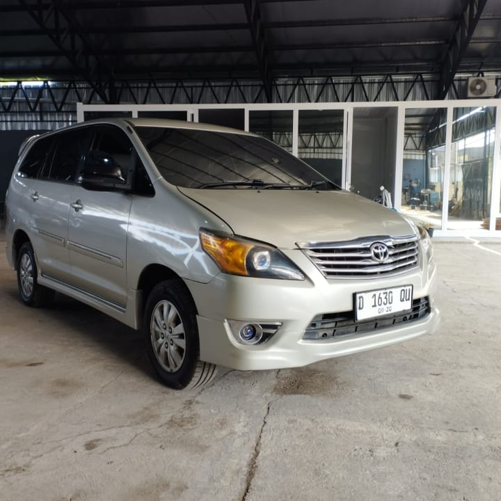 Toyota Innova G Manual 2012 - DP 15 Juta - Bandung
