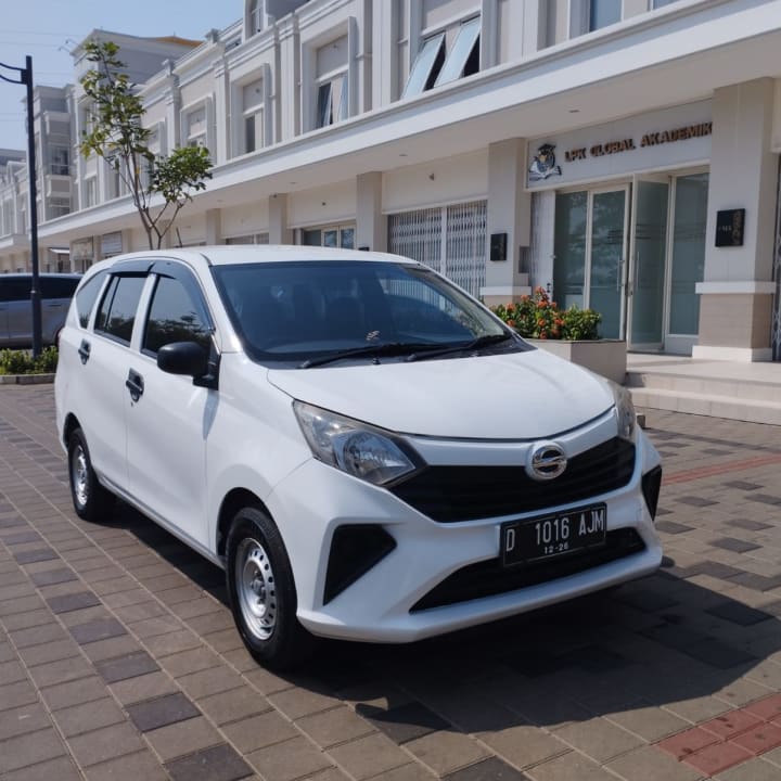 Daihatsu New Sigra D Manual 2021 White - DP 5 Juta - Bandung