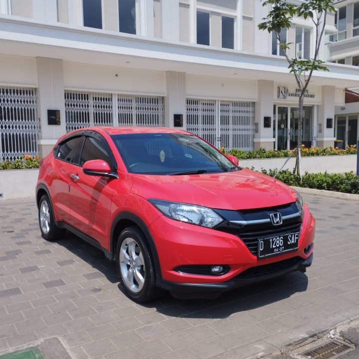 Honda HR-V E Matic 2017 Red - DP 8 Juta - Bandung