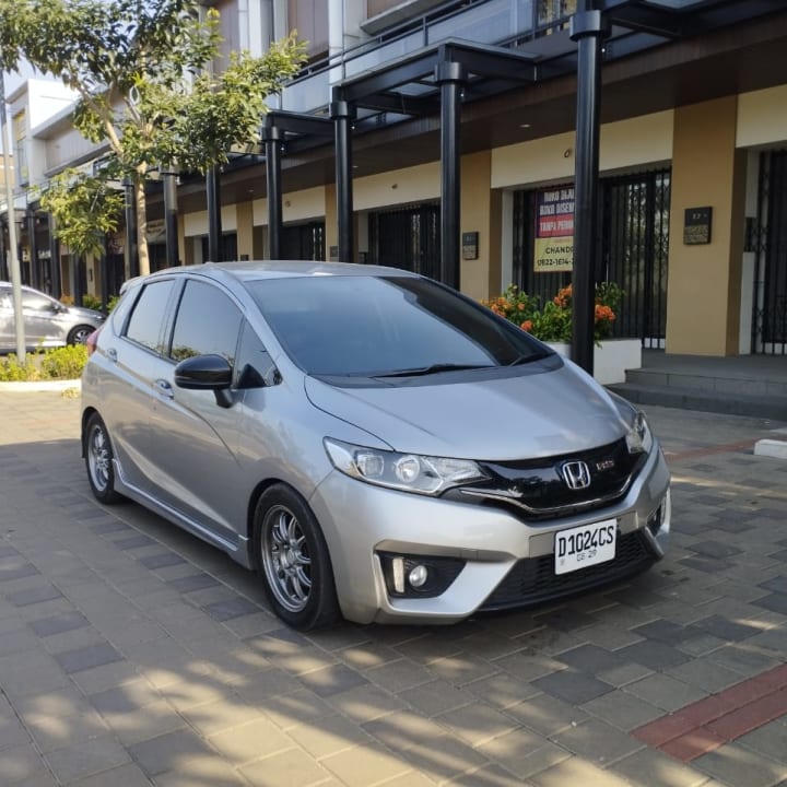 Honda New Jazz RS Matic 2016 Grey - DP 10 Juta - Bandung