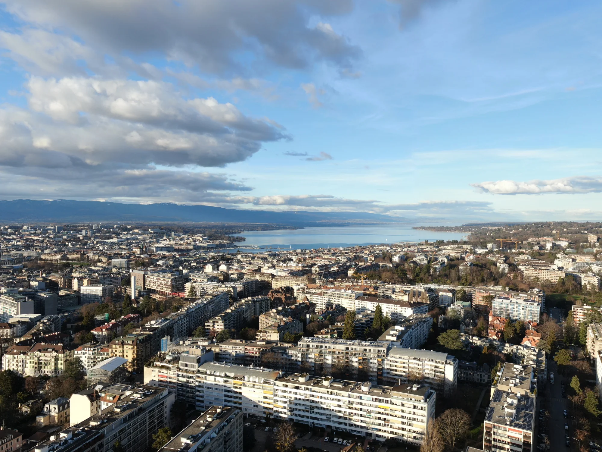 Geneva private transfer service — airport to city center