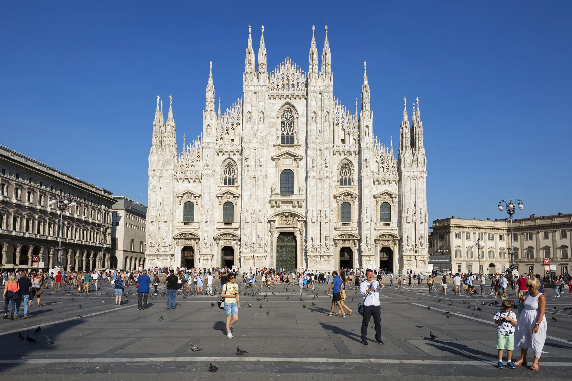 Milan private transfer service — airport to city center