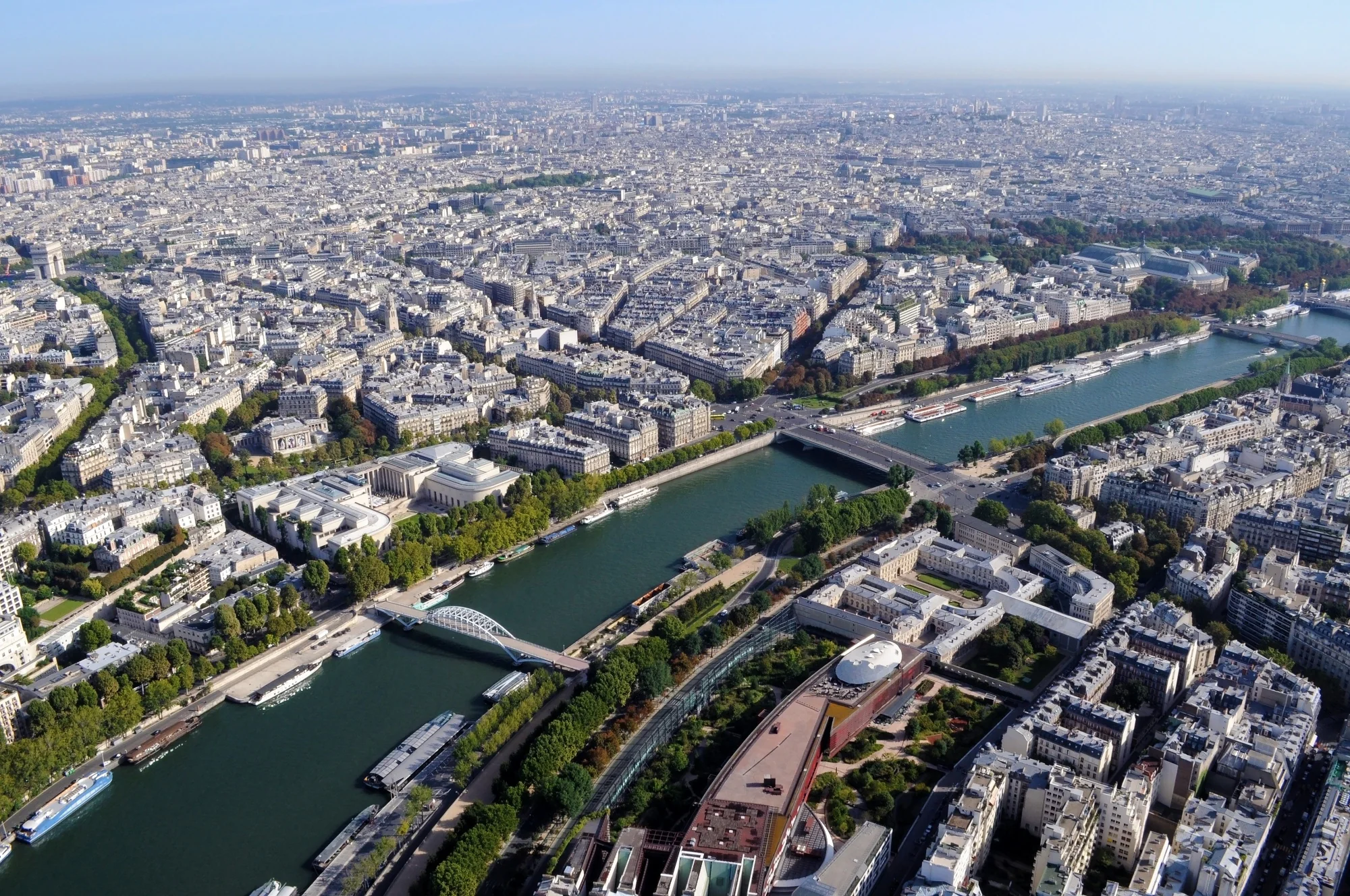Servizio di trasferimento privato Parigi — aeroporto al centro città