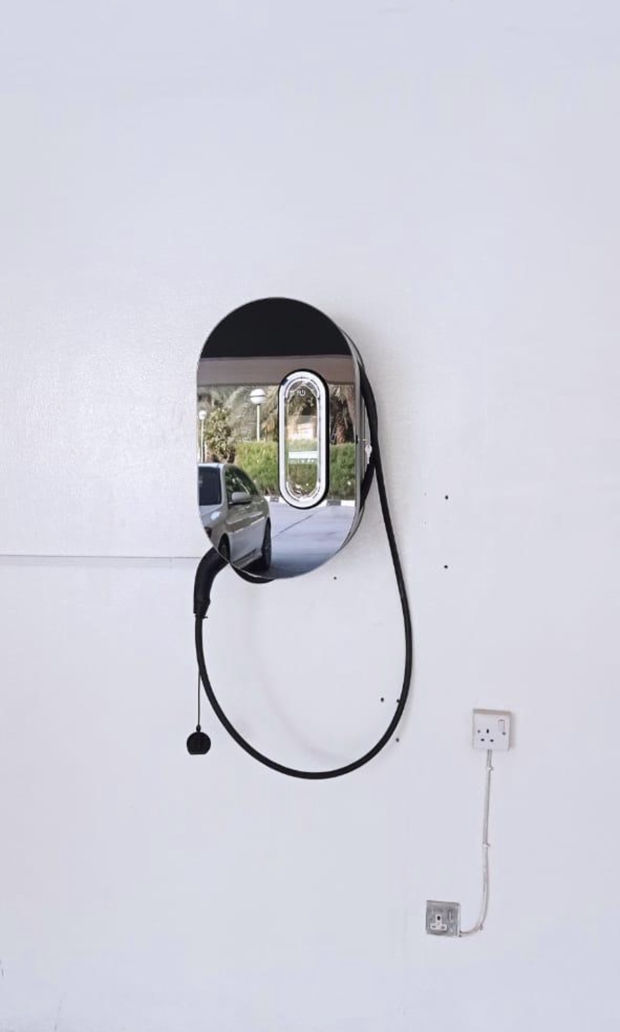 Porsche Charger with Dock