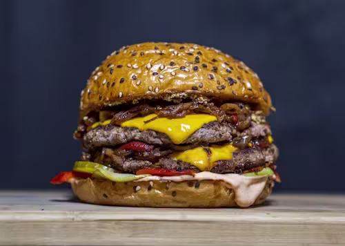 Classic Cheeseburger