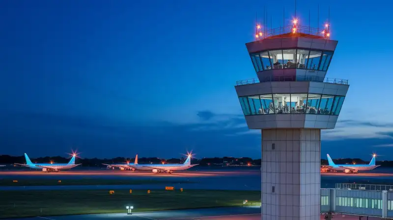 Explicație - Poate fi tras la răspundere guvernul SUA pentru coliziunea de la Aeroportul LaGuardia?