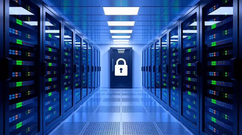 Warren Investighează Bitmain, Companie din China, din Cauza Preocupărilor de Securitate din SUA