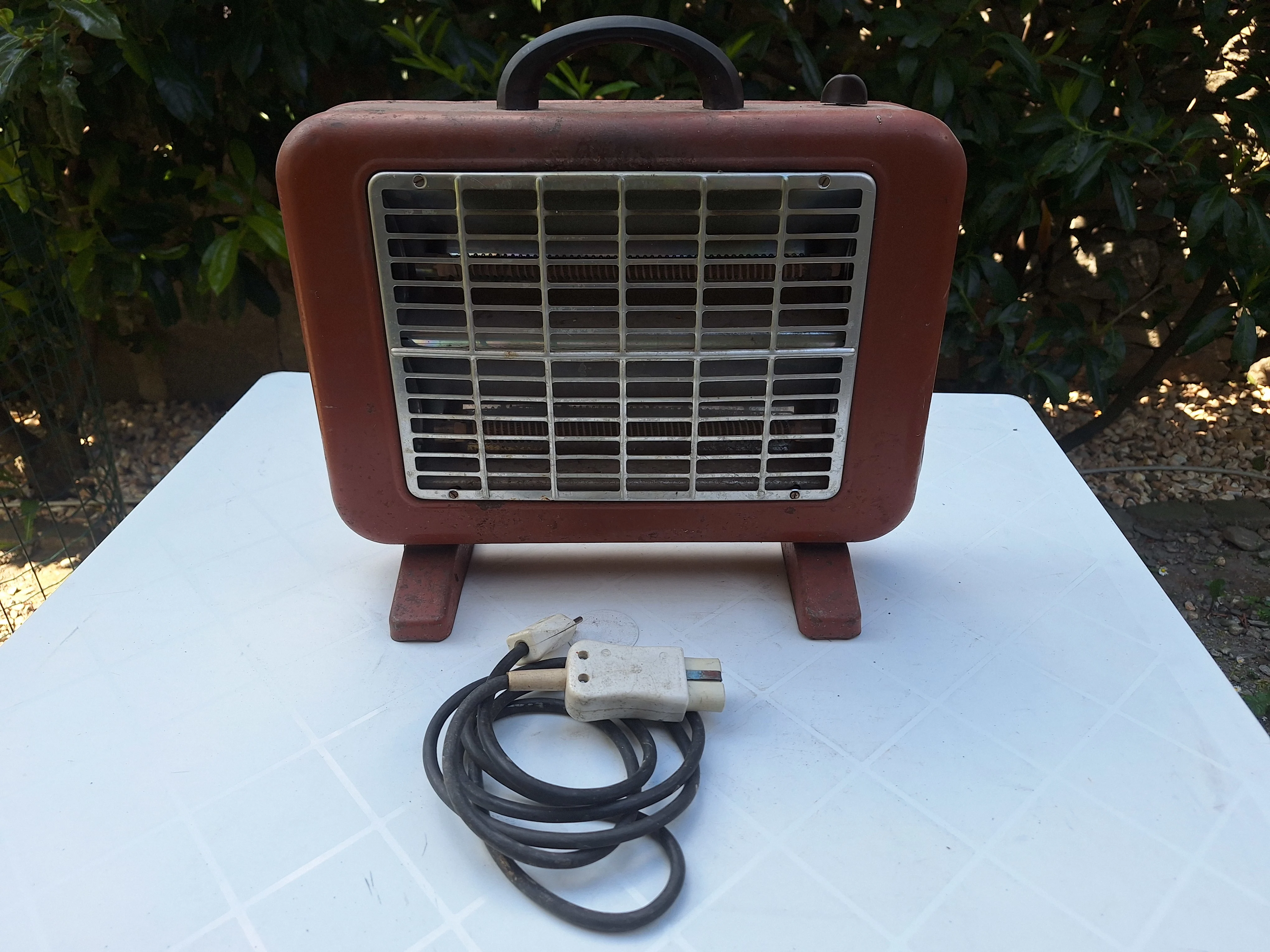 Stufa elettrica vintage JURA anni '50/'60 - Modernariato industriale - Rossa