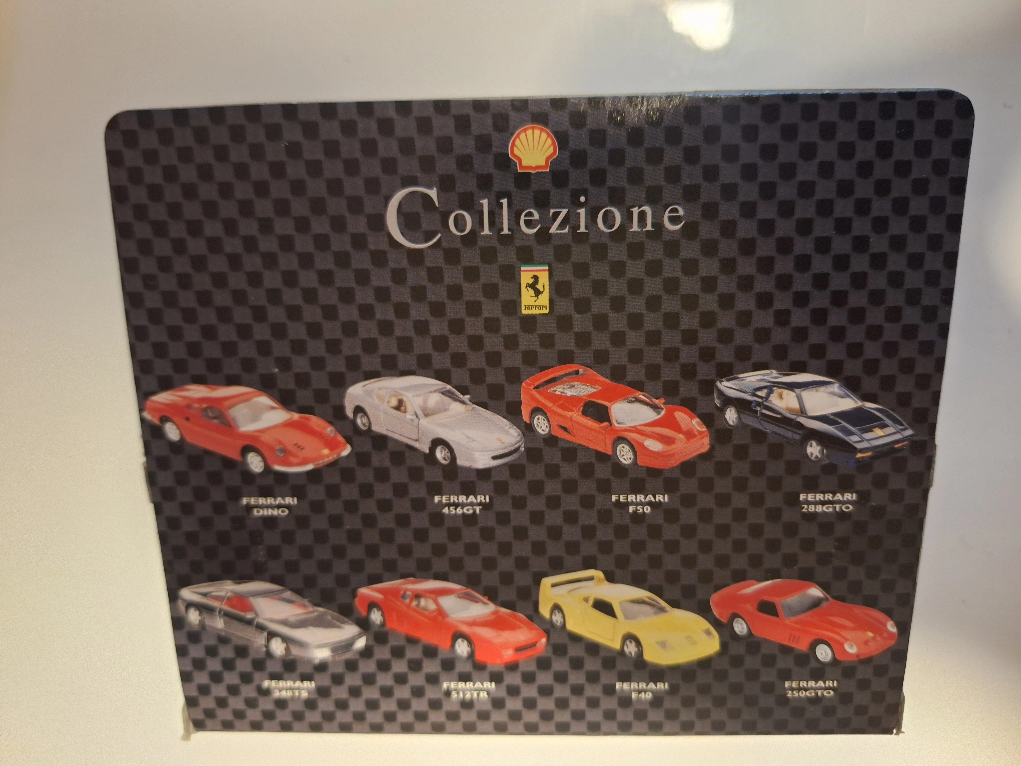 Collezione Ferrari" distribuita da Shell alla fine degli anni '90 (in scala 1:38 / 1:39)la scatola e di cm 14 - view 2