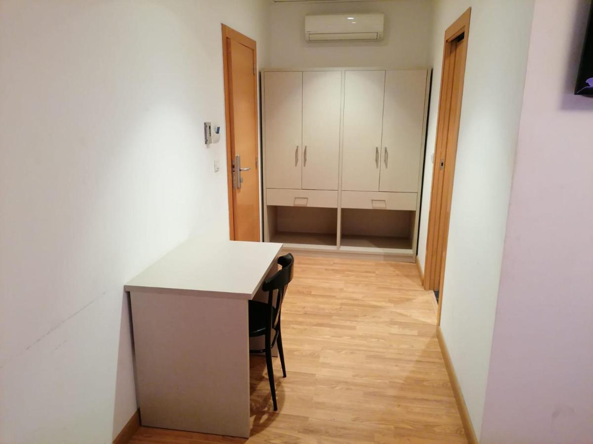 Triple Suites 4