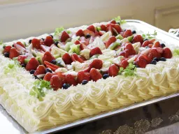 アニバーサリーケーキ(20名様用サイズ)