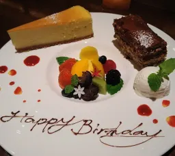 アニバーサリーデザートプレート(2~3名様)