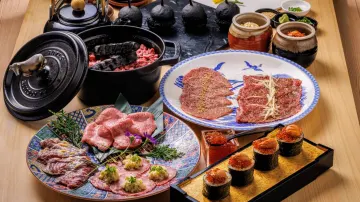 国産黒毛和牛を使用した焼肉と創作料理が楽しめる一番人気のコース | 【個室確約×アニバーサリープラン】★ランチ・富士門コース★A5黒毛和牛焼肉や極上トリュフメンチカツバーガーを含む全8品＋BGM＆花火付きメッセージプレート＋メッセージカード付き★恵比寿駅から徒歩5分の個室焼肉店で上質体験