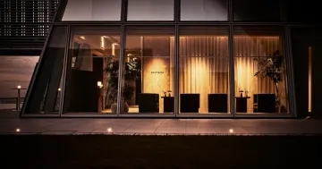 都心の最上階で、心ほどける静謐なひとときを | 【5名様まで！TOKYO NODE最上階×個室確約×お祝いディナー】世界が認めたミシュラン星付きシェフの革新フレンチコース★乾杯シャンパン×メッセージ付きプレート★虎ノ門の夜景とともに記憶に残るお祝いを