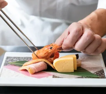 おめでたいひとときを彩る真心込めたおもてなし | 【個室確約 お食い初めプラン】お祝いの席にふさわしい華やかな懐石～寿～★焼鯛付きお食い初め膳★記念写真プレゼント★和モダンな個室で100日を迎えるお子様の大切なお祝いを★松井山手駅徒歩5分