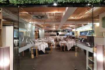 天満橋駅近くの隠れ家で叶える特別なプロポーズ | 【個室確約 プロポーズプラン】フレンチコース＋オーダーメイドのデザートプレート！プロポーズプランナーの事前打ち合わせとリハーサル付！★天満橋の式場併設レストランで記憶に残るプロポーズを★プロポーズ丸投げ