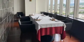 姫路の街を一望できる上質な個室で優雅なご歓談を | 【個室確約 結納・お顔合わせプラン】和の技法が光るおもてなしフレンチコース全8品+乾杯ドリンク★姫路を望む優雅なプライベート空間でお祝いにふさわしい華やかな一日を