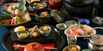 アニバーサリーにふさわしい極上の【福コース】 | 【アニバーサリーディナー】五感で味わう季節の懐石料理「福コース」全12品★カウンター席orテーブル席★趣ある京都で祝うアニバーサリー