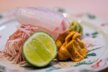 四季の味覚に酔いしれるおまかせ絶品日本料理 | Anny限定【店舗貸切 アニバーサリーディナープラン】季節香るこだわりの日本料理を堪能★おまかせコース全12品★お祝いプレート付き★プライベート空間で優雅なお祝い時間を★銀座駅徒歩2分の好アクセス