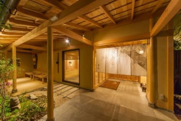 和食の名店で過ごす特別なひととき | 【最大30名 個室確約×結納･顔合わせプラン】湯葉の贅沢お祝い懐石～寿～★四季の味覚と和の粋が織りなす個室懐石★高槻で至福のお祝いを