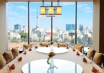 四季を感じる空中庭園ダイニングで特別なひとときを | 【窓側個室確約×絶景ロケーション】ふかひれ・鮑スープ・北京ダックなど贅沢中華8品★乾杯スパークリング＆メッセージ付きデザート付きアニバーサリープラン★上野・空中庭園の個室で贅沢中華を堪能★