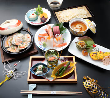 東北の旬の恵みを味わう祝宴 | 【土曜日2名様限定×個室確約◎お祝いディナープラン】四季折々の食材を使用した和食コース3種★仙台・国分町の和の名店で心に残るお祝いを