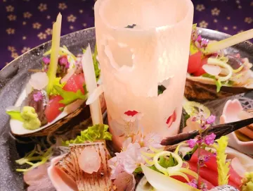 ホテルオークラ出身の料理人が贈る本格会席料理 | 【貸切確約／最大12名・お祝いプラン】旬の味覚を堪能する会席コース全8品★浅草の風情漂う和の空間でお祝いディナー