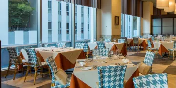 ゲストとの距離を縮める特別なひととき★気品溢れる洗練空間でおもてなし | 【最大12名様 / 個室も選べる★接待・会食ランチプラン】九州食材を堪能〜イタリアンコース全5品★飲み放題付コース有〜渡部通駅徒歩2分・ホテルモントレ福岡内の上質空間でゲストの記憶に残る美食体験を