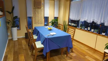 京都の隠れ家で楽しむ、イタリアン・フレンチのハーモニー | 【半個室確約！アニバーサリープラン】豊かなイタリアンフレンチ全8品＋グラススプマンテ＋メッセージ付きお祝いケーキ＋花束★西院の隠れ家で特別な記念日を★