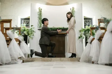 お二人だけの神聖な空間で感動のプロポーズ | 焼き鳥のあとにチャペルでプロポーズする「落差サプライズ」のプラン in 神戸！焼き鳥ディナーコース＋乾杯ドリンク＋オーダーメイドのデザートプレート＋専任プロデューサーが事前打合せ！＋チャペル貸切【成功を演出します】★プロポーズ丸投げプラン♪