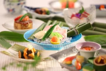 職人技が光る懐石で、記憶に刻まれる味わいを
 | Anny限定【個室確約 プロポーズプラン】京料理の粋が詰まった全10品の懐石コース2種＋乾杯スパークリング★ホテルクラウンパレス知立の和空間で誓う永遠の愛