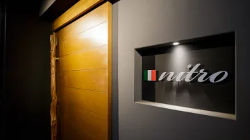 隠れ家空間で堪能する、記念日を彩る創作イタリアンディナー

 | 【アニバーサリーディナープラン★梅田の隠れ家レストランで贅沢なひととき】厳選された食材の創作イタリアンコース＋乾杯ドリンク＋メッセージ付きプレート★花束の追加も可