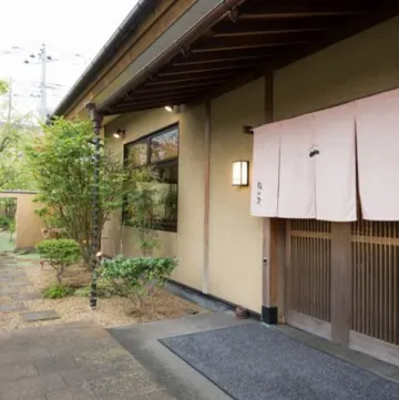 接待にふさわしい和の粋を感じる贅沢な空間 | 【最大30名 個室確約 接待・会食プラン】四季の恵みを味わう創作懐石～寿～★和の寛ぎを感じるプライベート空間で有意義な接待・会食を★