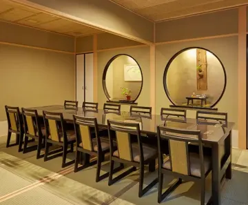 和の粋を感じる完全個室で優雅なビジネス会食を | 【個室確約 接待・会食プラン】湯葉の贅沢お祝い懐石～寿～★四季の味覚と和の粋が織りなす個室懐石★高槻でゲストをもてなすプレミアムな接待・会食を