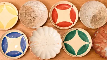 人間国宝の器とともに味わう、極上のお祝いランチ | 【最大8名様/個室確約×Anny限定 大人数のお祝いランチプラン】旬の食材を使った和食コース＋乾杯ドリンク付き★人形町駅徒歩3分の上質空間でゆったり贅沢ランチ