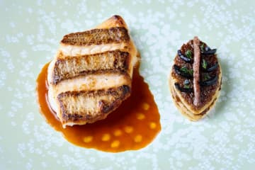 心に残る記念日を彩る、美しいフレンチ | 【アニバーサリーディナー】Wメイン季節のシェフおまかせコース＋乾杯シャンパン＆メッセージプレートorホールケーキ付き★広尾で味わう至福のひととき