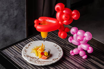 メッセージ付きデザートプレートで最後まで心に残る特別なひとときを | 【Anny限定/アニバーサリープラン】赤坂駅から徒歩2分★黒毛和牛ヒレや天使海老を堪能する全7品＋メッセージ付きデザートプレート＋乾杯スパークリングワイン付き★赤坂の匠が織りなす特別なひとときを★